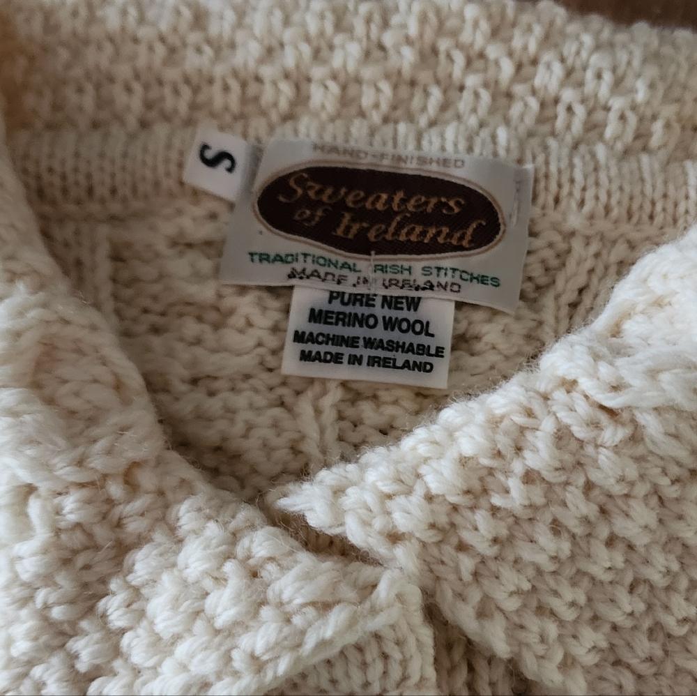 Vintage Irish Fisherman's Sweater Excellent Vintage Condition Button-Up Cardigan - Picture 13 of 16